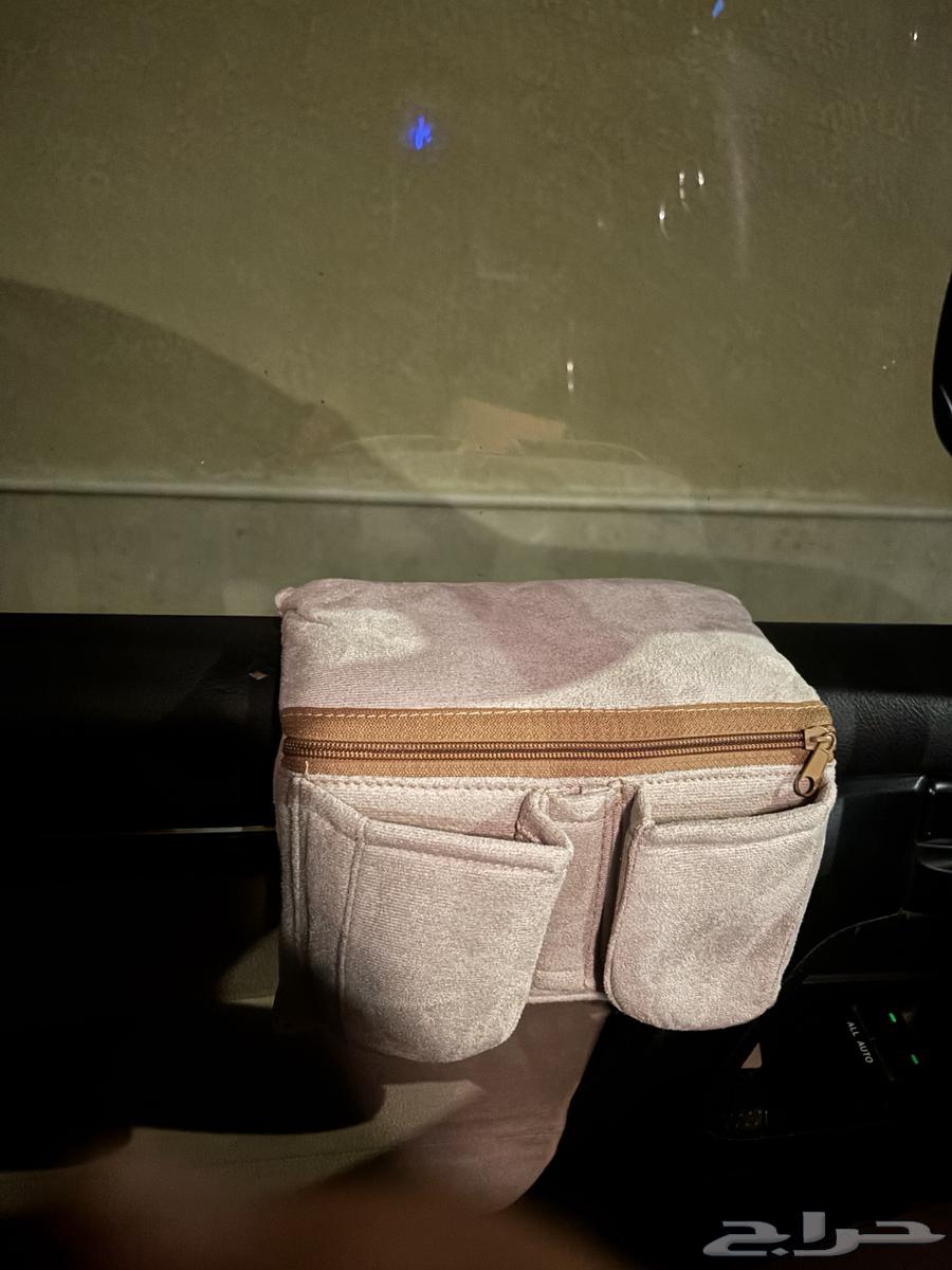 Side tray for all cars, installed on all four doors64578020439171110