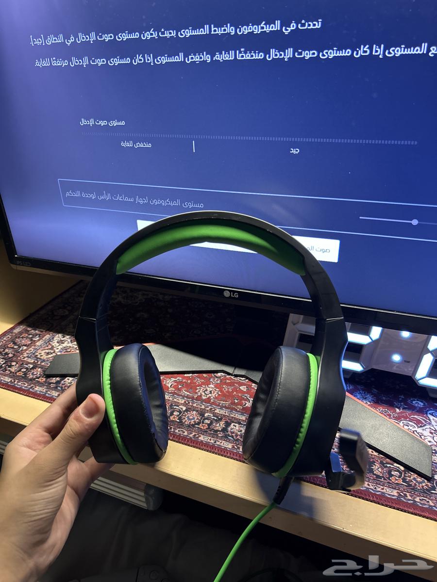 A new headphone, I opened it from its cartoon box64418080028289111