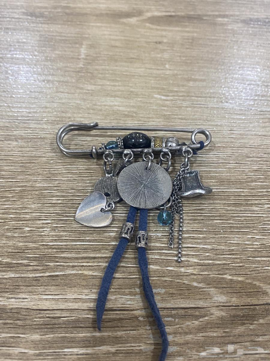 للبيع  بروش قديم نادر64418160467331111