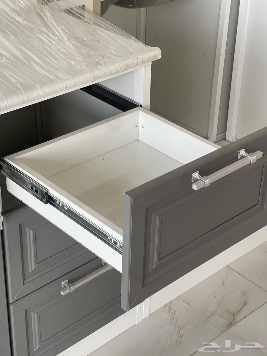 دولاب مطبخ 6 متر جاهز للبيع مع حوض إستيل64416201143426112