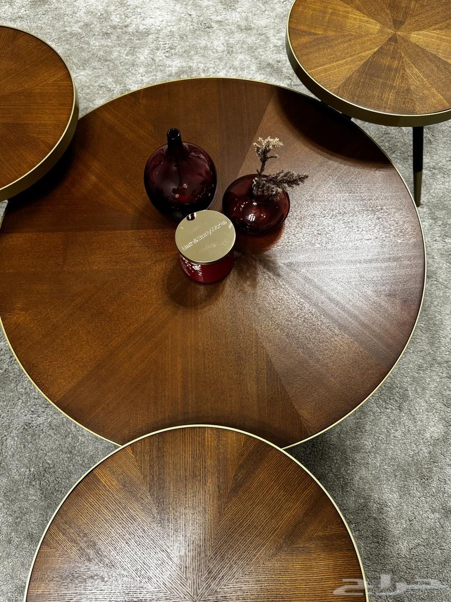 طاولة أنيقة وفاخرة للبيع64417508703618111