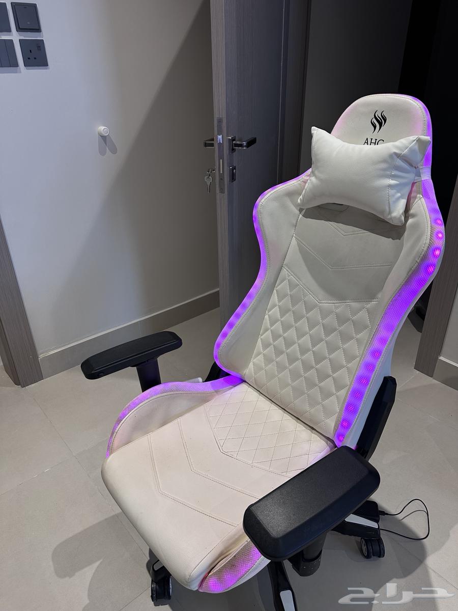 كرسي قيمنق RGB64413745726722111