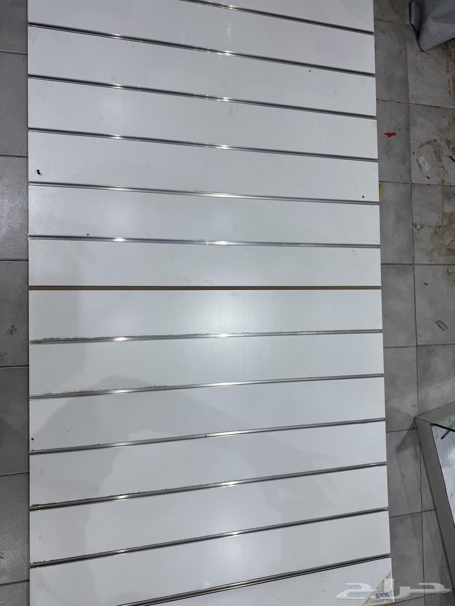 Decorative items64405167328129113