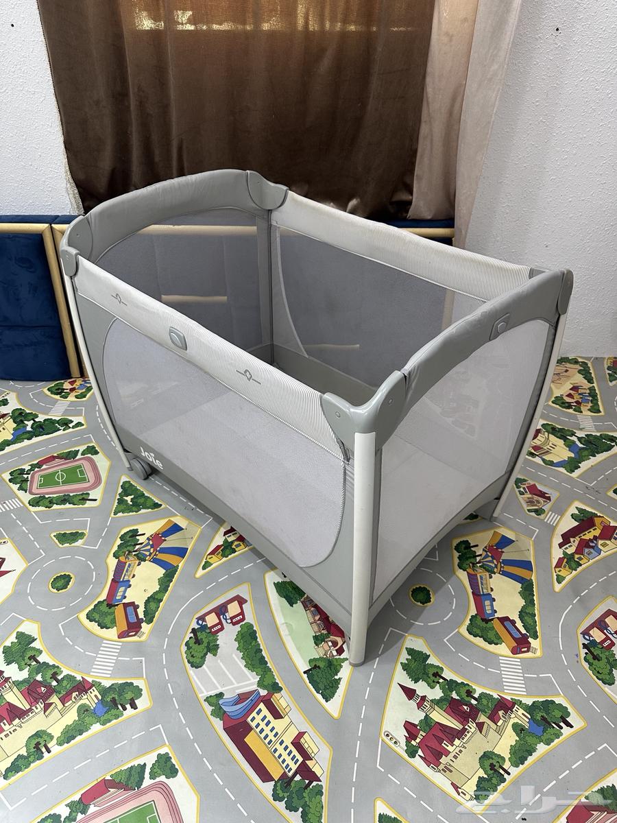 سرير ومحبس اطفال ماركة جوي شبه جديد64419171674497112