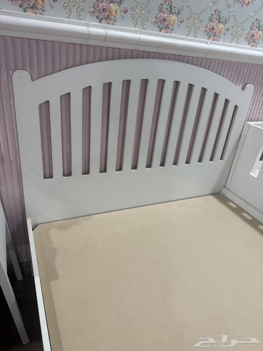 اثاث سرير نفر ونص للبيع 25064417332946305110