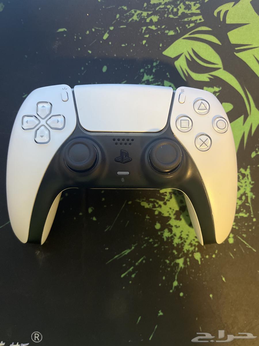 سوني فايف نضيف للبيع ما صارله ثلاث شهور مع كرتونه للبيع64417440897153114