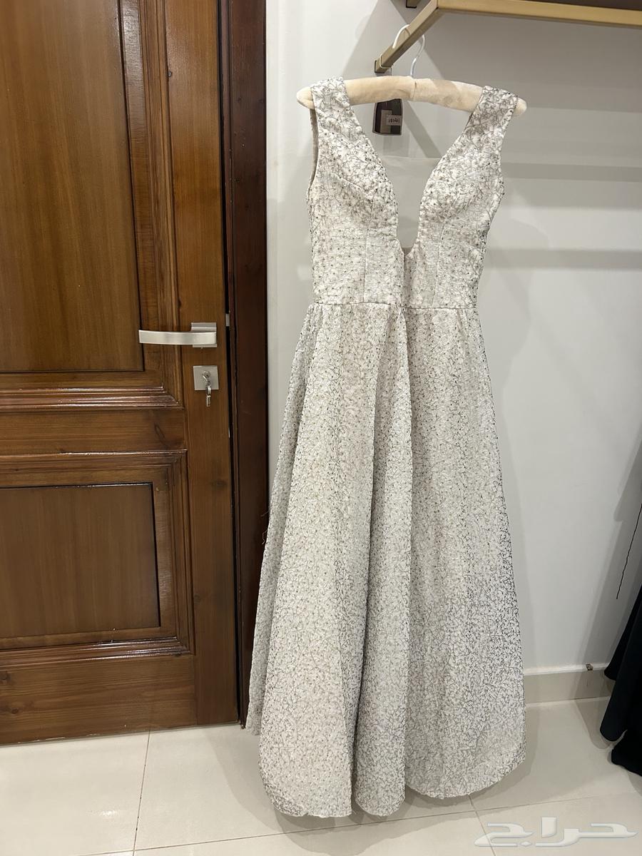 فستان مقاس سمول مره وحد ه استعمل64413931491329111