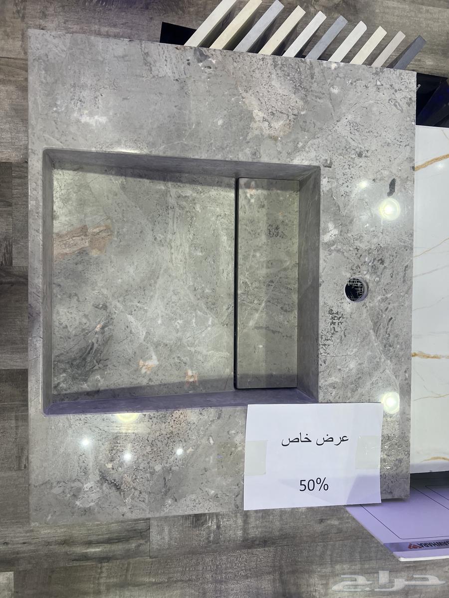 Unused marble sinks64412829649411110