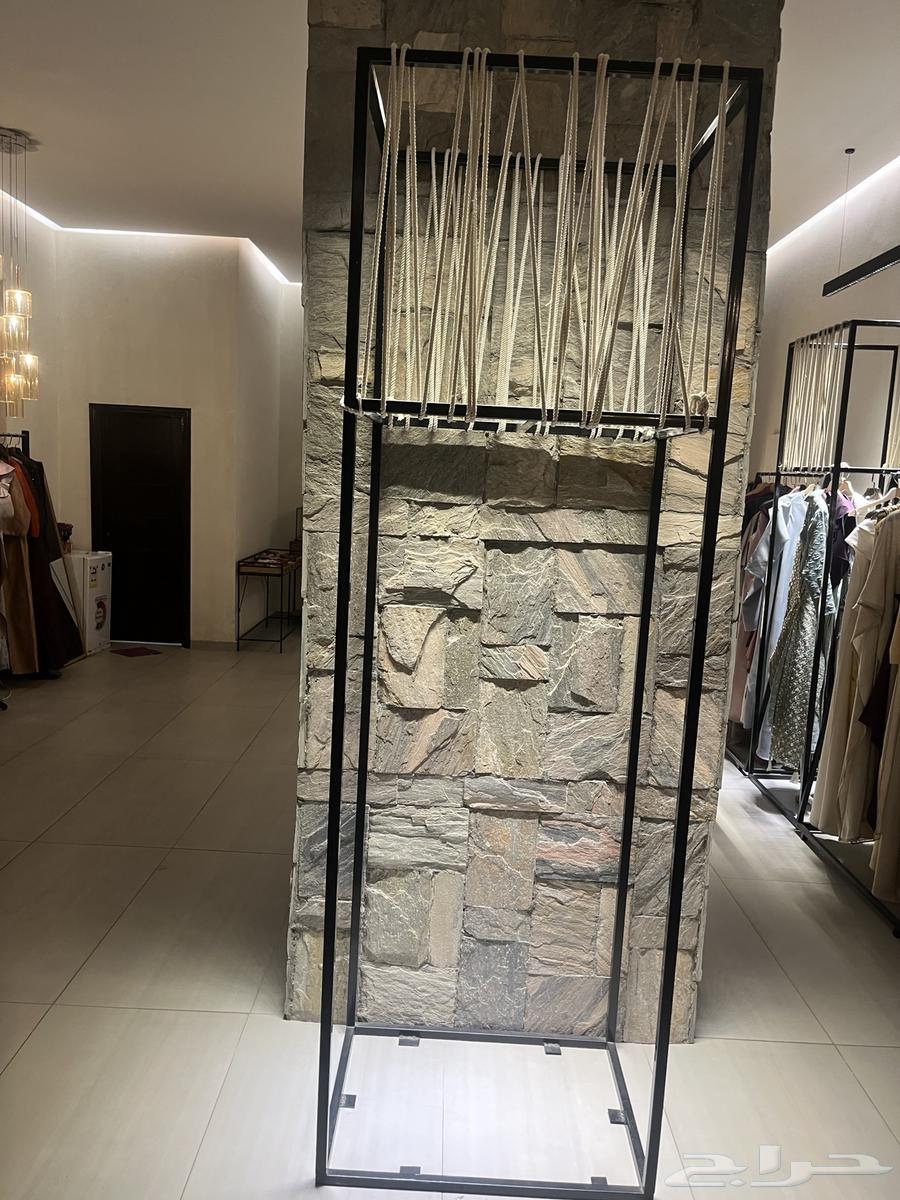 Stand64418553337475110