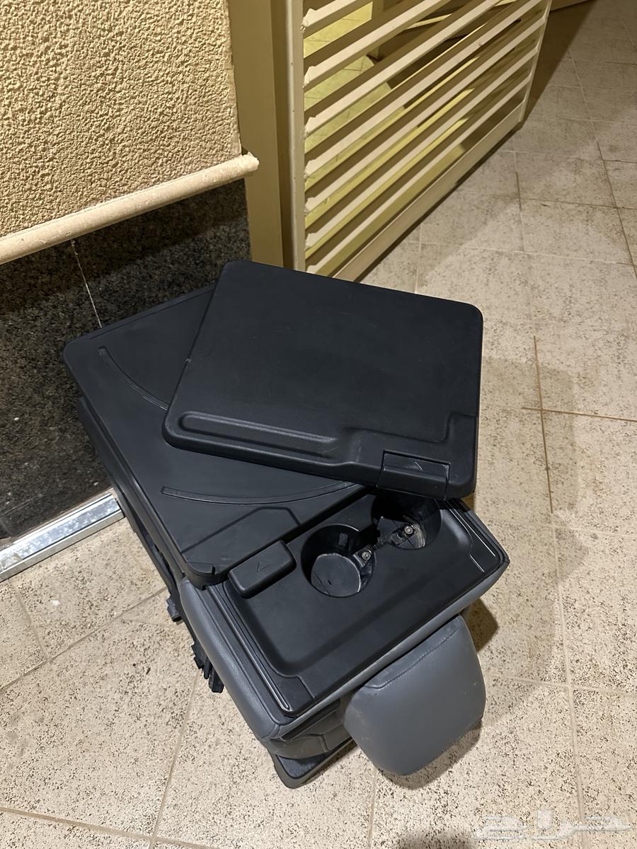 تكاية وسطية (طاولة) فورد F150-250-35064573404254978114