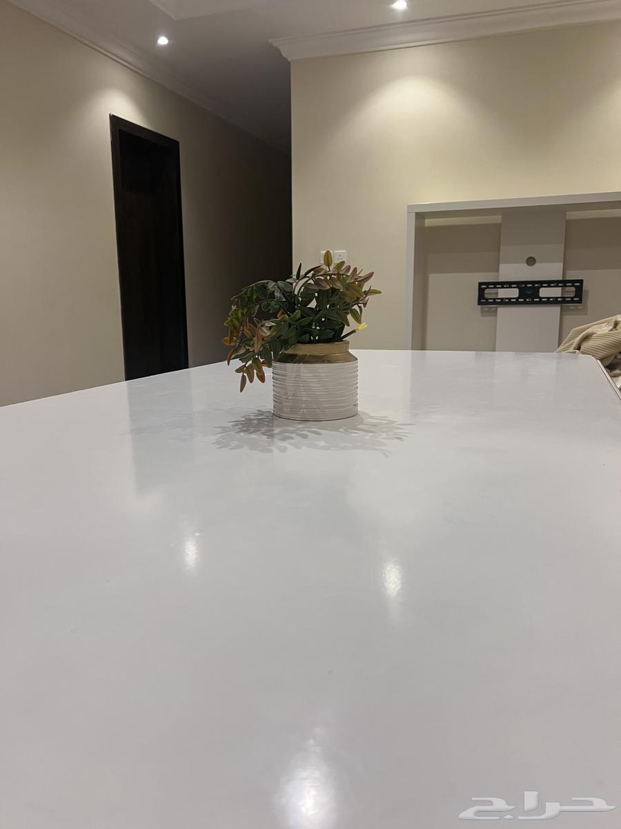 طاولة طعام لعشرة أشخاص64415262650371110