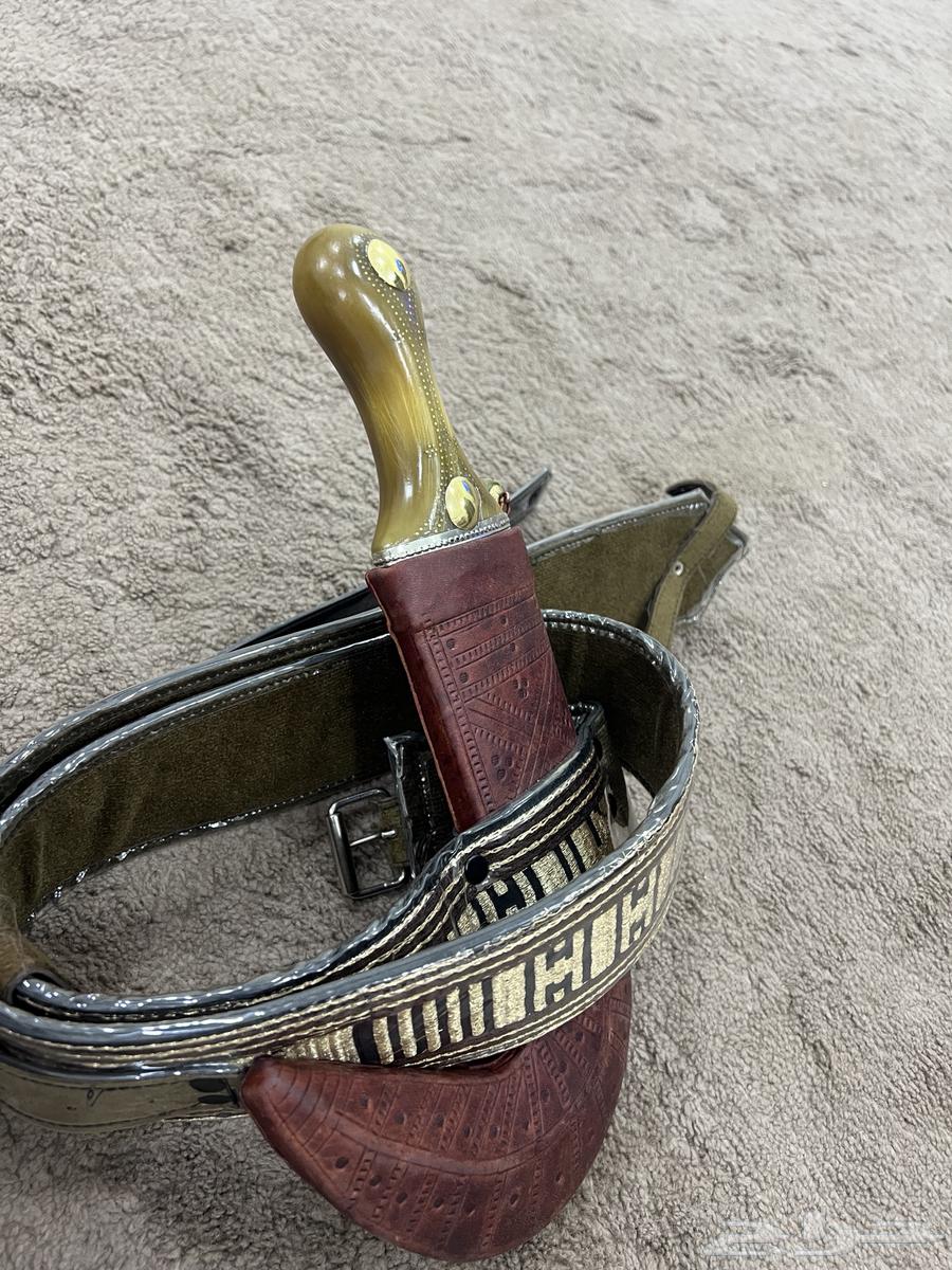 جنبية حك زراف64418757441795111