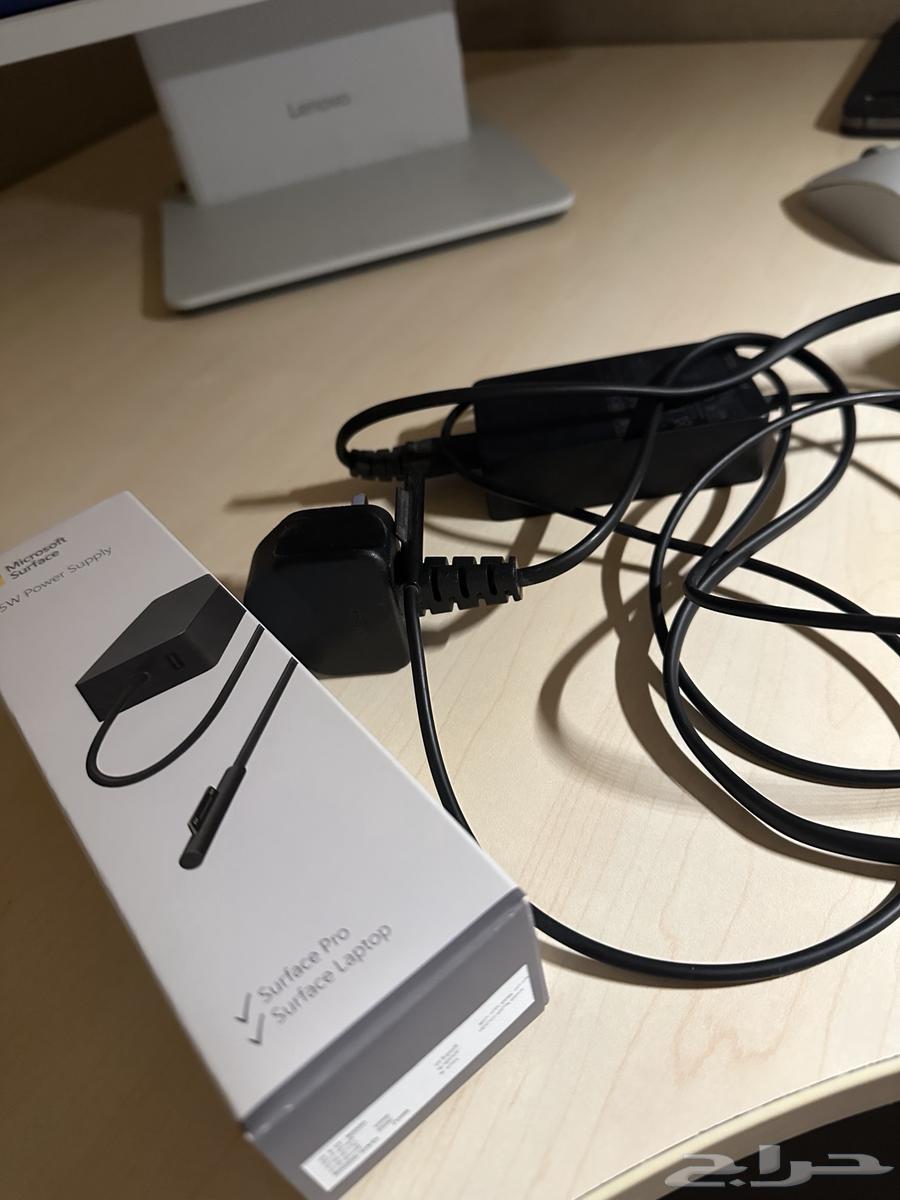 شاحن لابتوب مايكروسوفت سيرفس أصلي64414501102339110