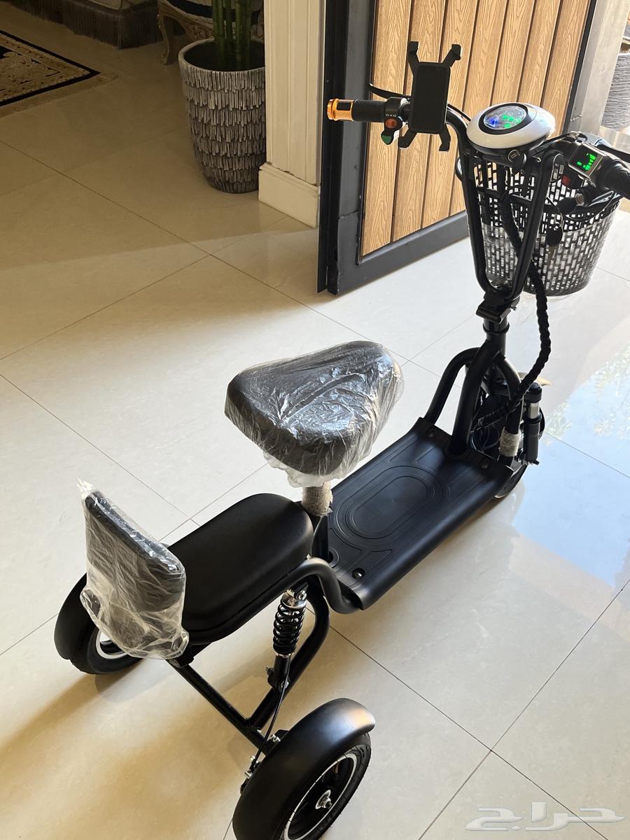 New three-wheel scooter64418052814337112