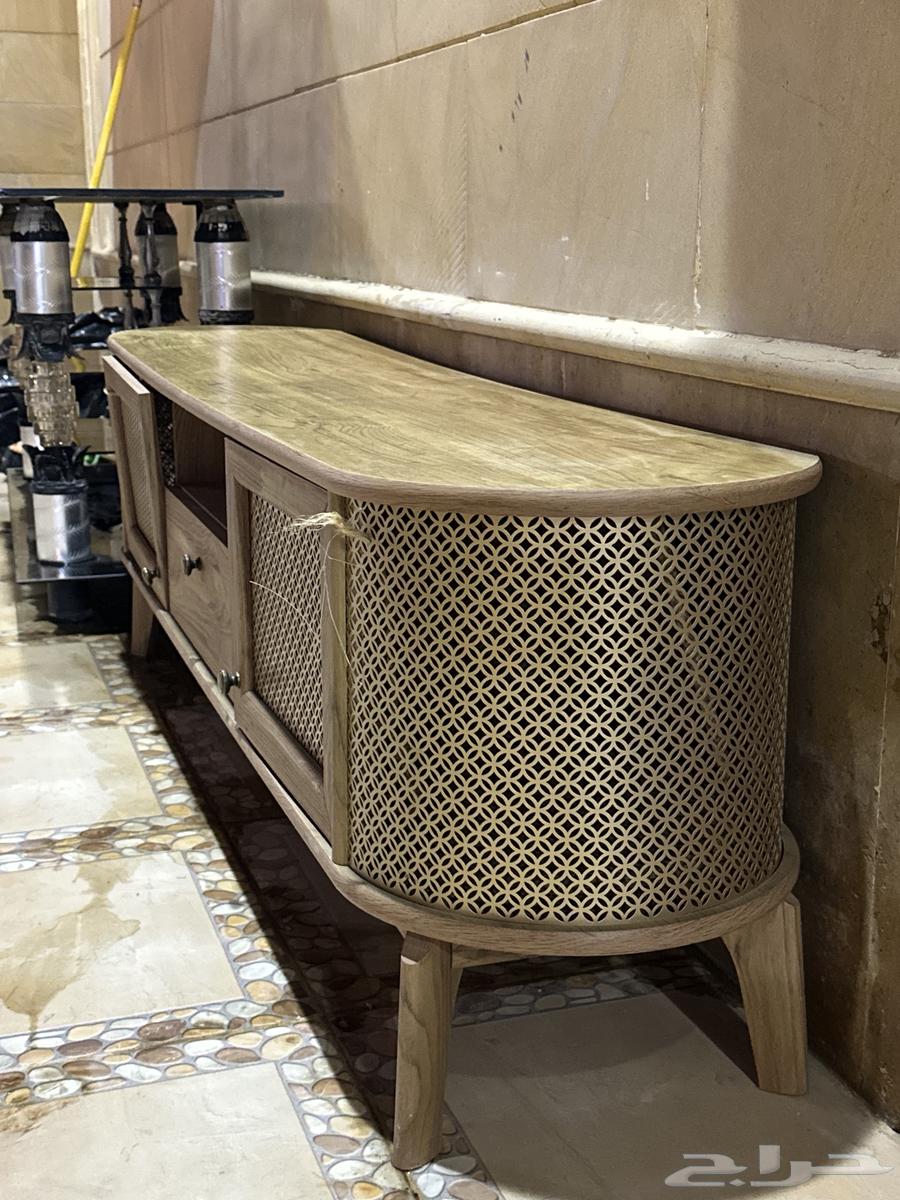طاولة تلفزيون للبيع العدد 264417807674242110