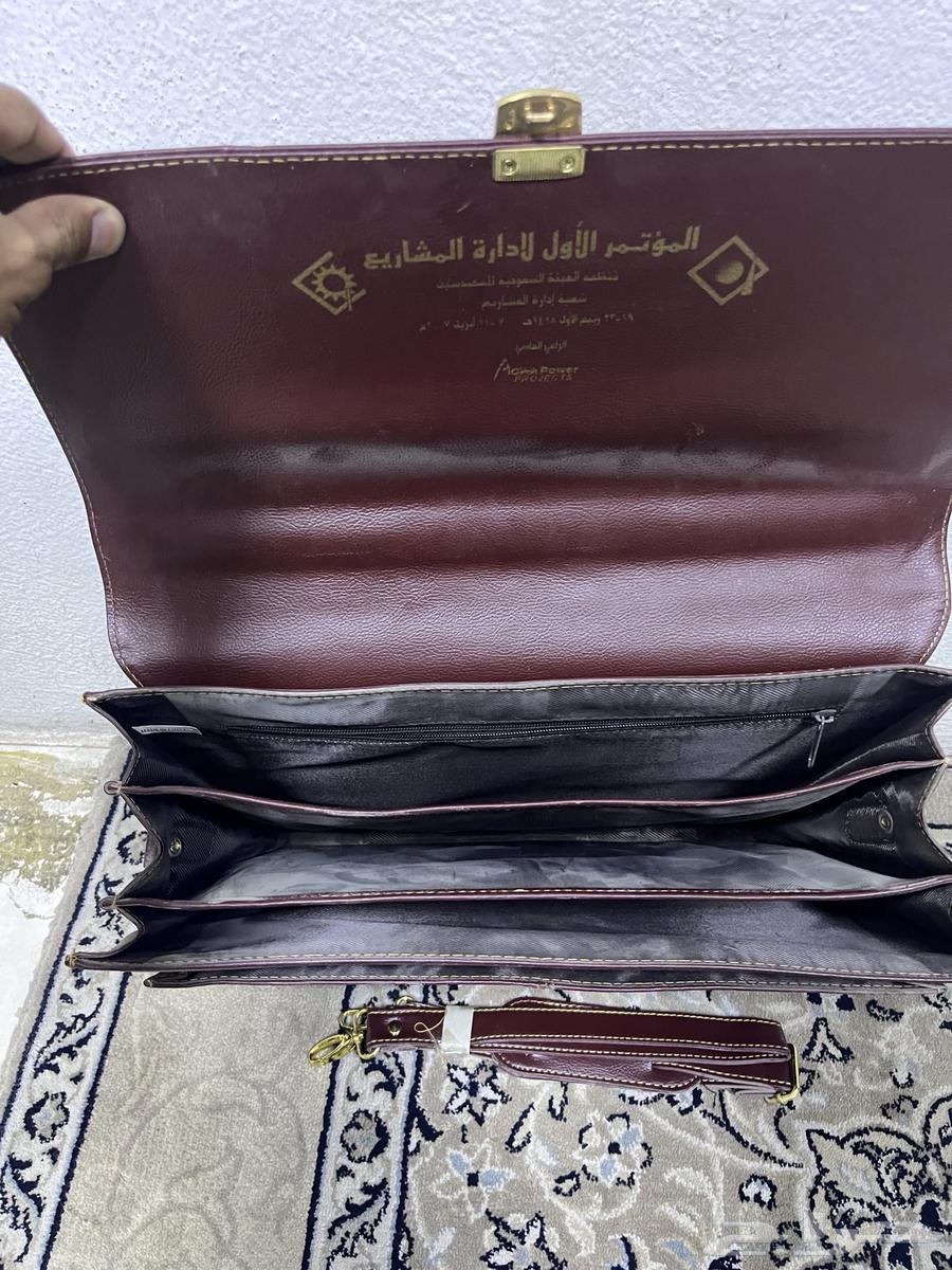 شنطه جلد جديده64417142904579112