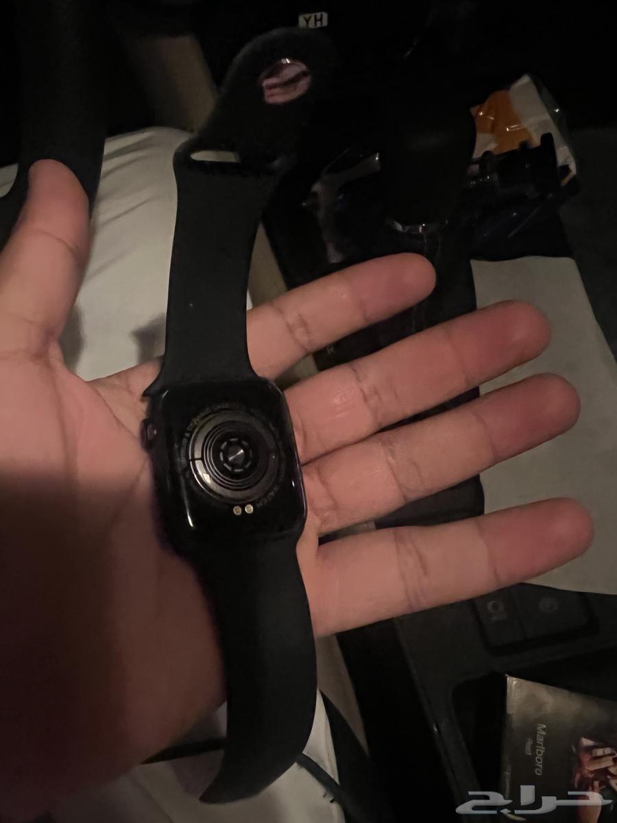 ساعة شبيهة ابل64417917833985110