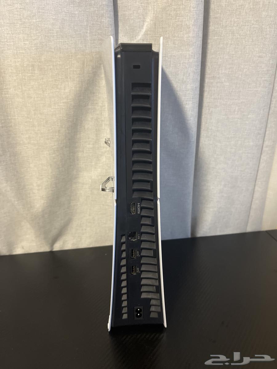 سوني فايف نضيف للبيع ما صارله ثلاث شهور مع كرتونه للبيع64417440897153113