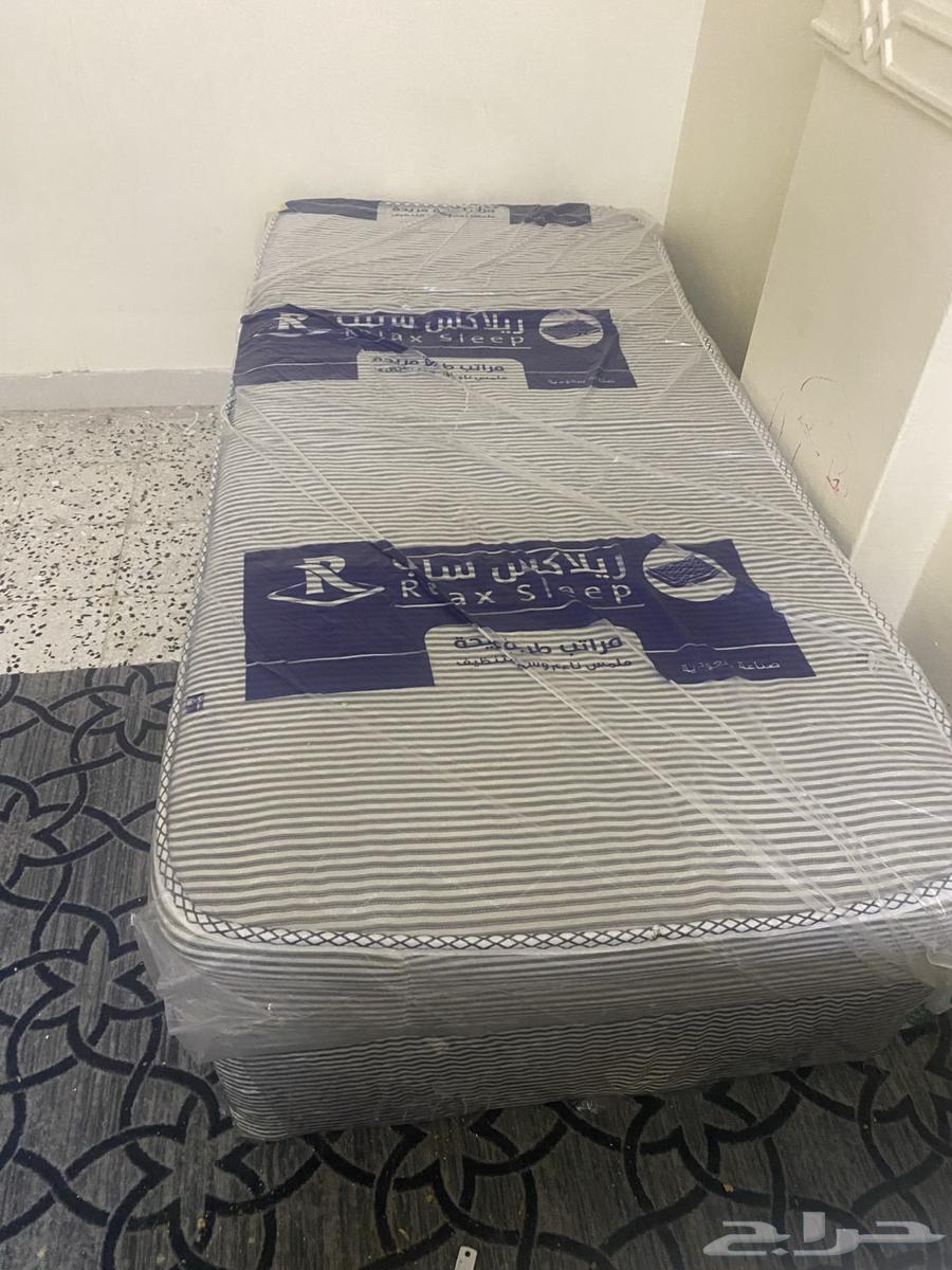 غساله بحاله جيده 2 سرير بحاله جيده طاوله 4 كراسي 2 تلفزيون64414263369219113