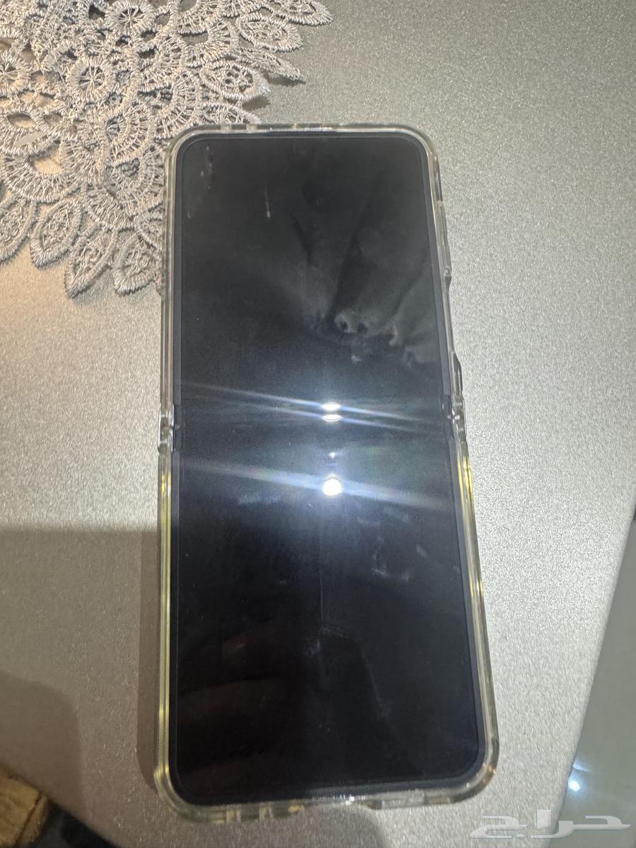 سامسونج زد فليب 6 نظيف جدا64416994566915113