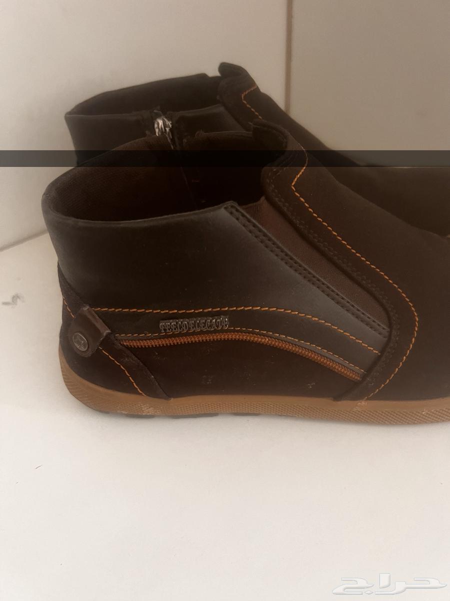 جوتيين واحد رياضة والثاني رسمي64415827718275112