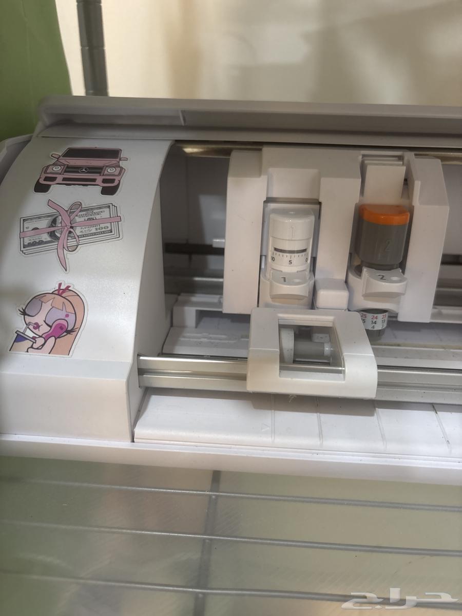 Camio cutting machine with complete accessories, lightly used and fully functional64415760160130110