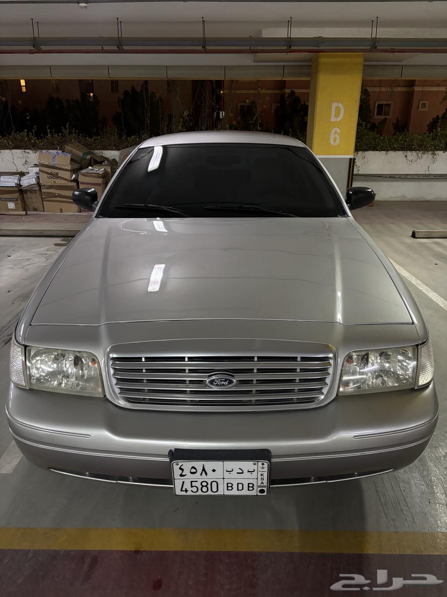 فورد فكتوريا 2010 شاصي طويل سعودي مدني ممشى 185 الف مالك 264577600750979110