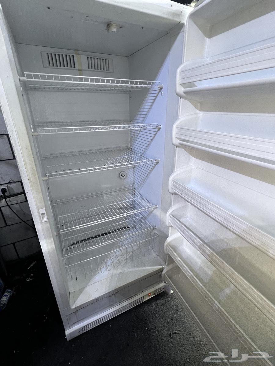 فريز. واقف الصناعة أمريكي المقاس 23 قدم64416756617987111