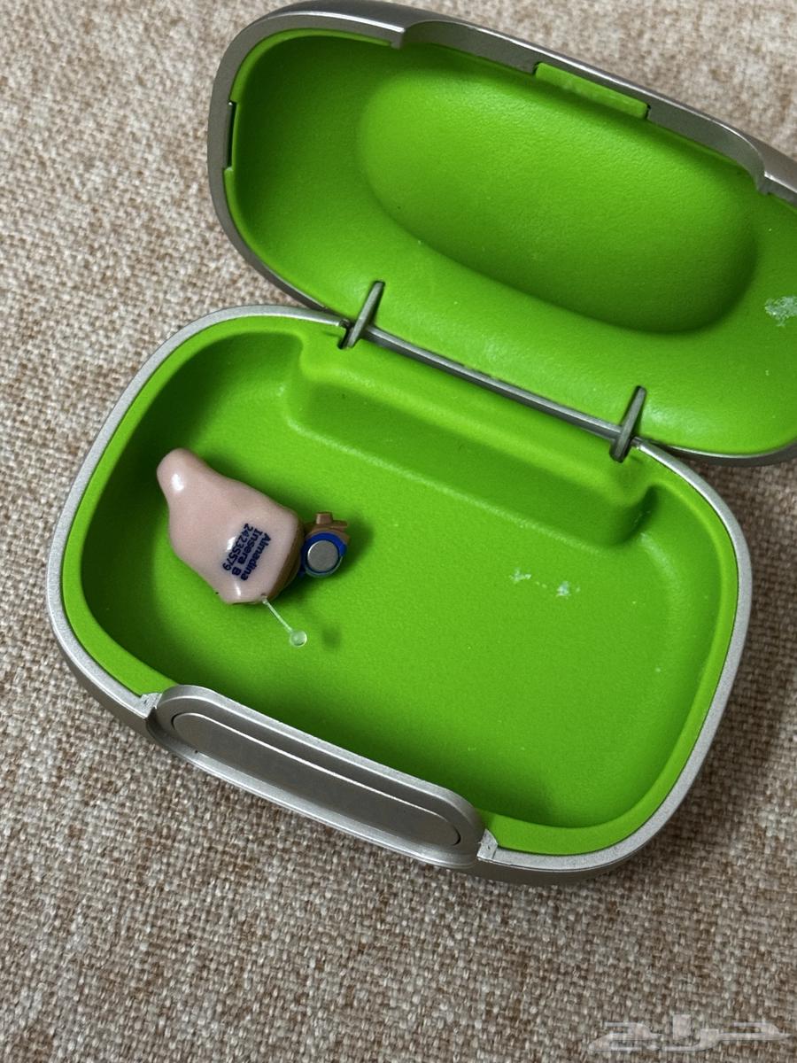 Earphones used for less than a month, no price reduction64414448100353110