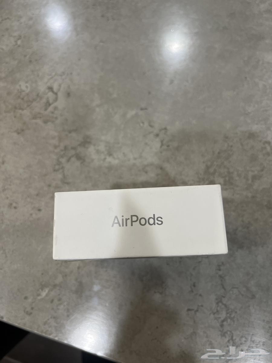 Latest Apple earphones, new without isolator, still in box64414819668483113