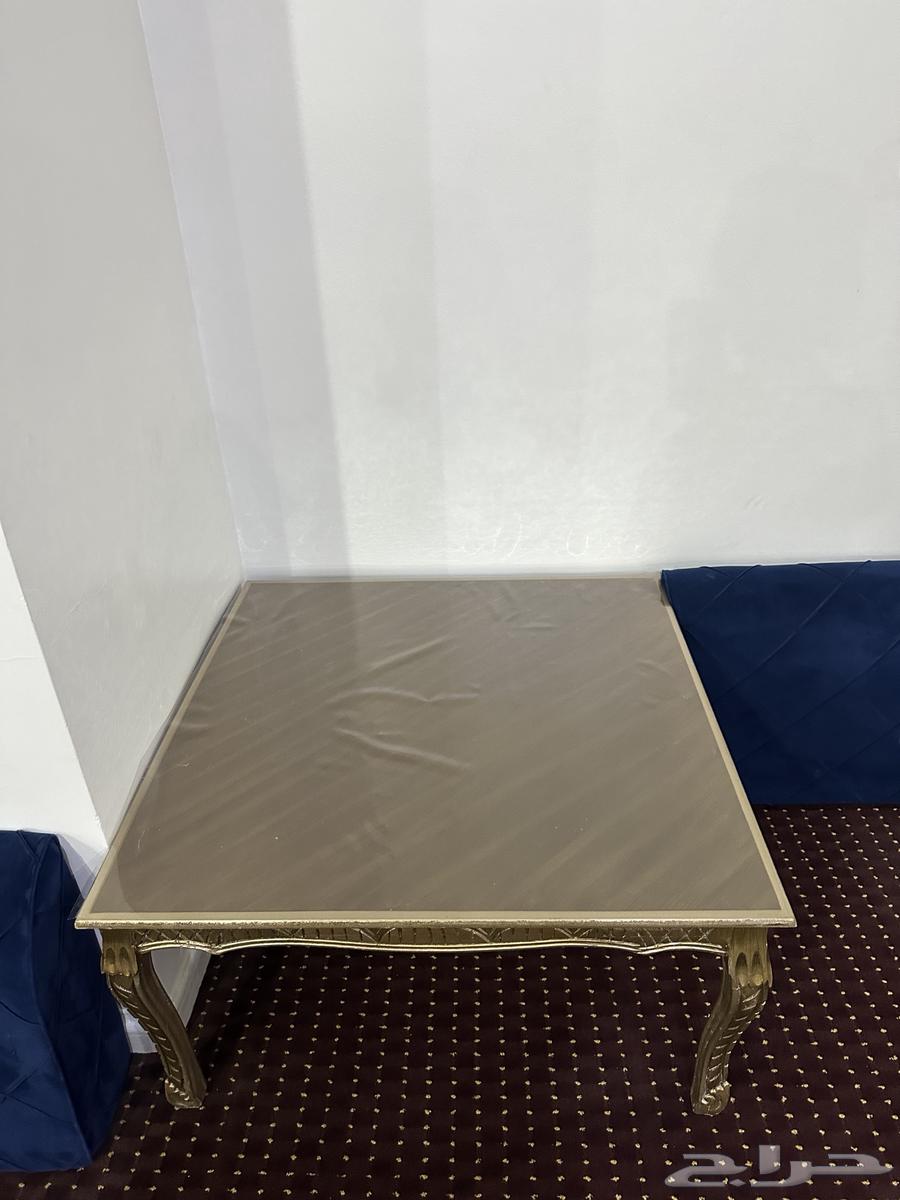 طاولة للمجالس64417725607043112