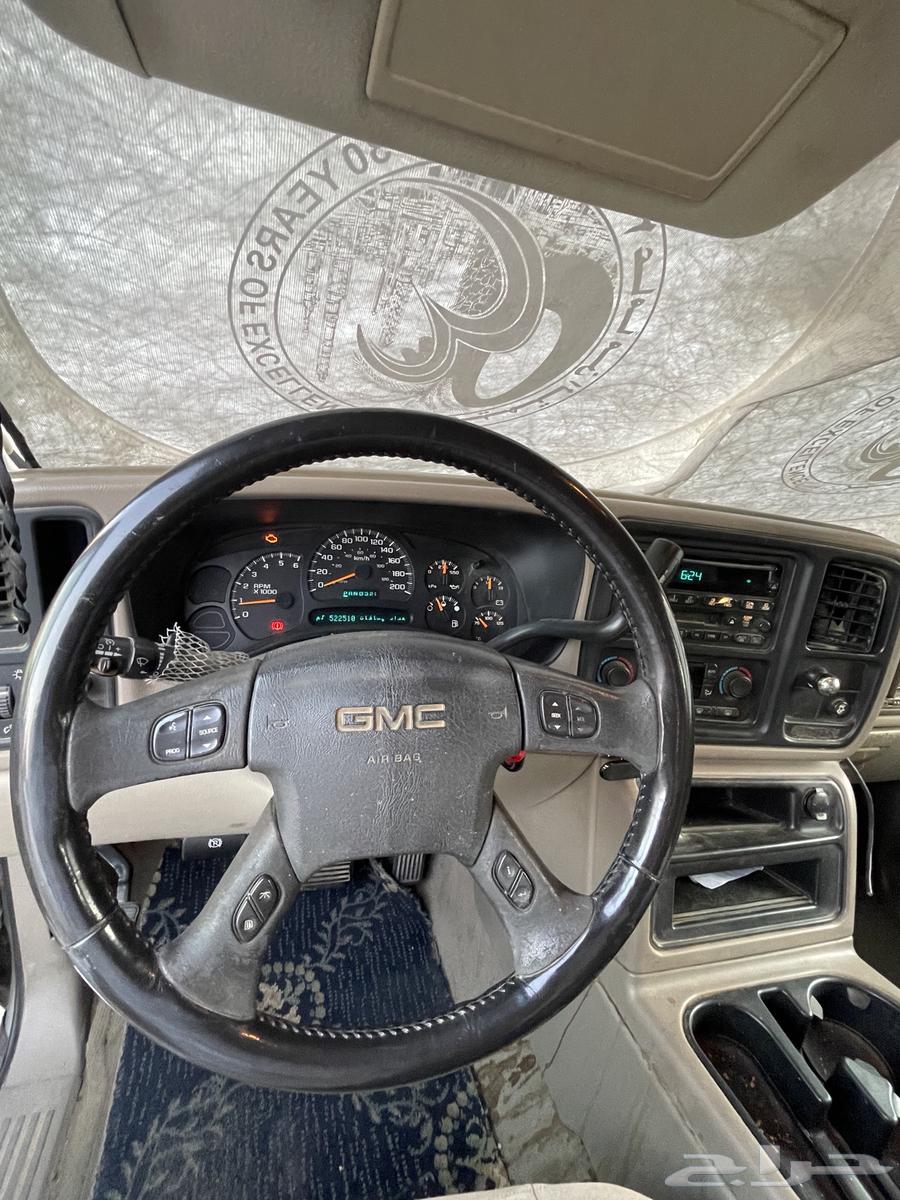 جي ام سي سوبربان 2005 GMC SUPERBAN64417685228546112