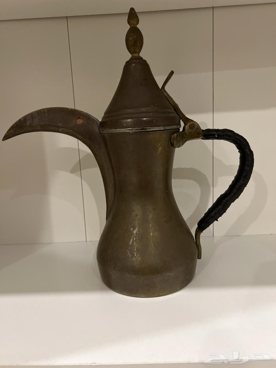 دلال وابريق قديم64418689779201111