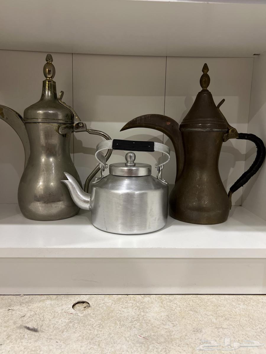 دلال وابريق قديم64418689779201110