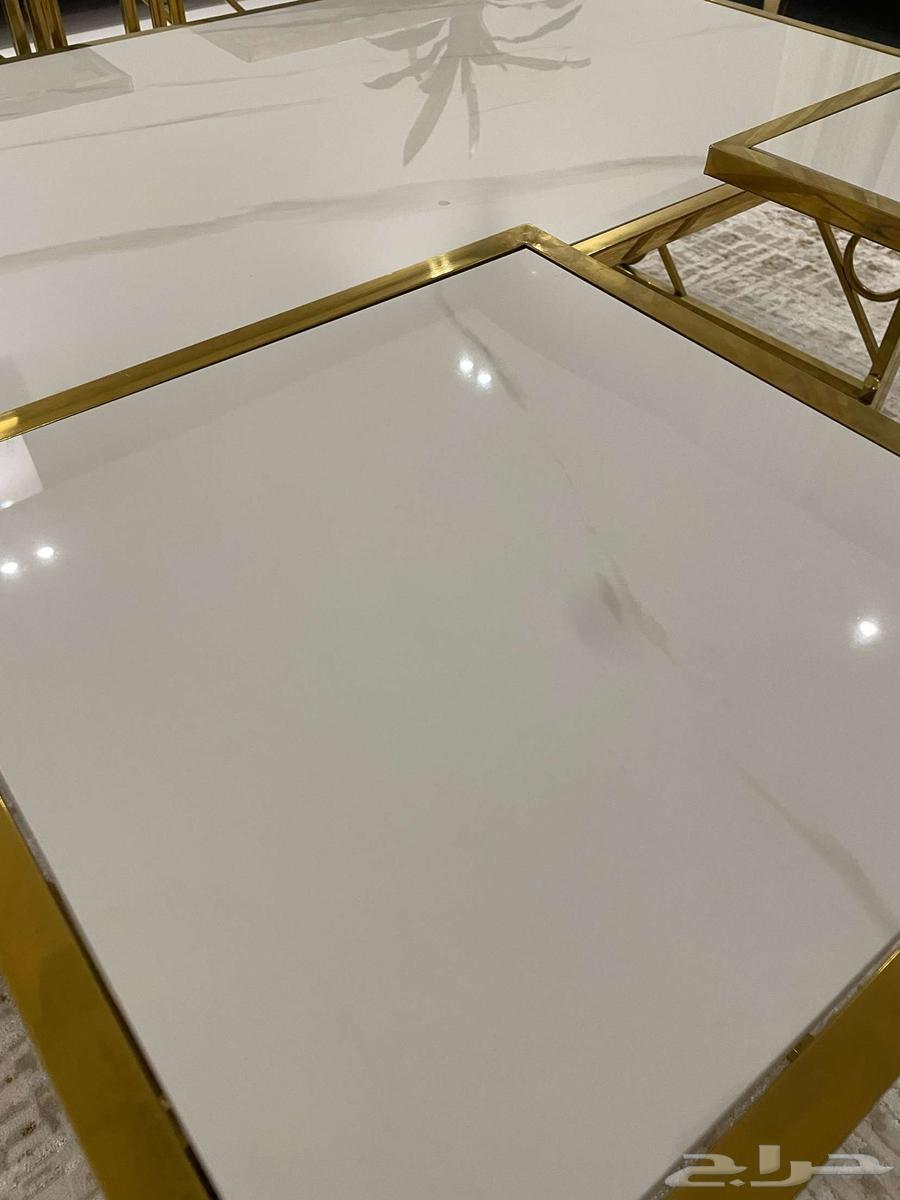 New clean table in Al-Qassim, bought for 1400, selling for 50064417685344257111