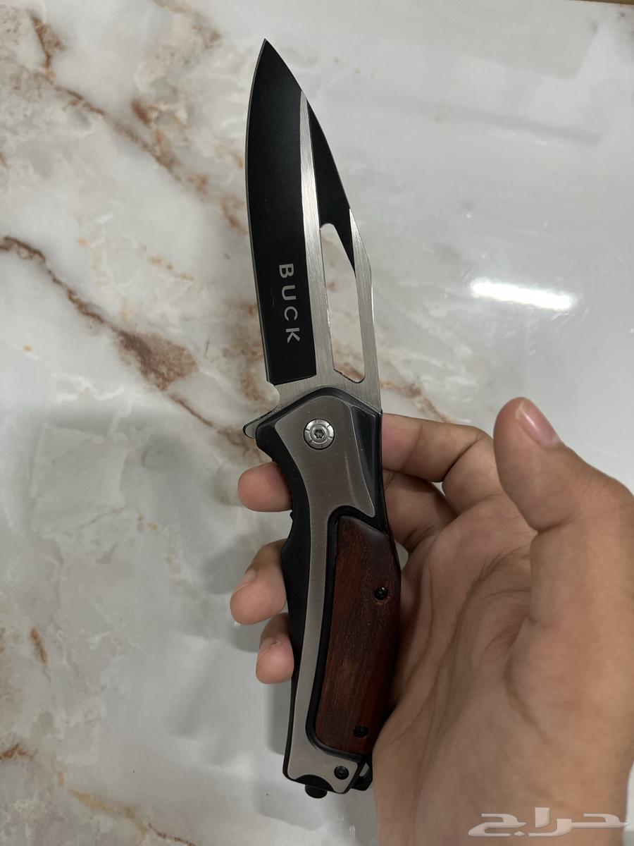 سكين من شركة BUCK الأمريكيه64417211221251113