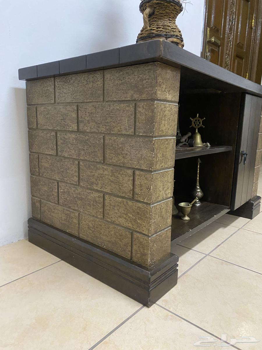 طاولة تلفاز للبيع64417698843394113