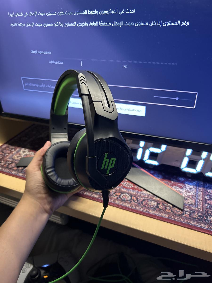 A new headphone, I opened it from its cartoon box64418080028289112