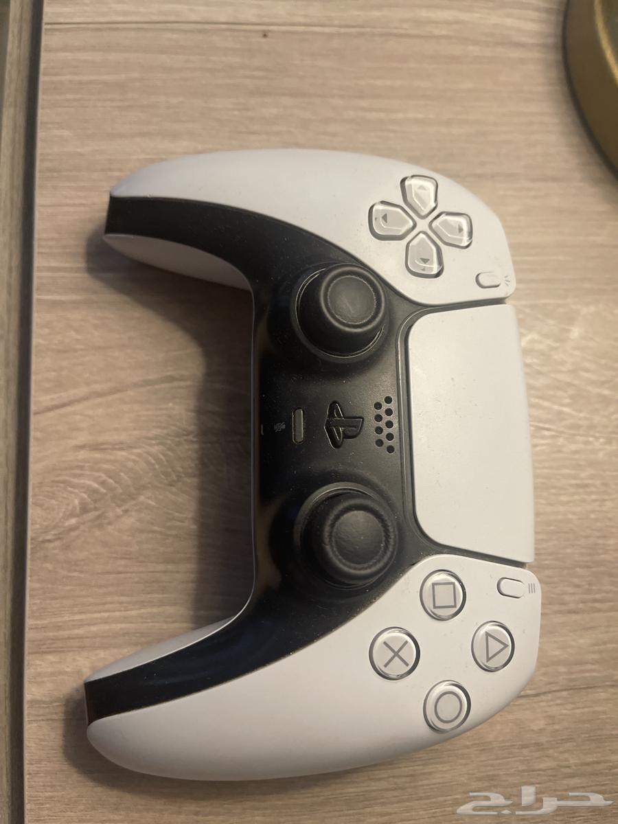 Sony DualShock 4 brand new, never used64415692747137110