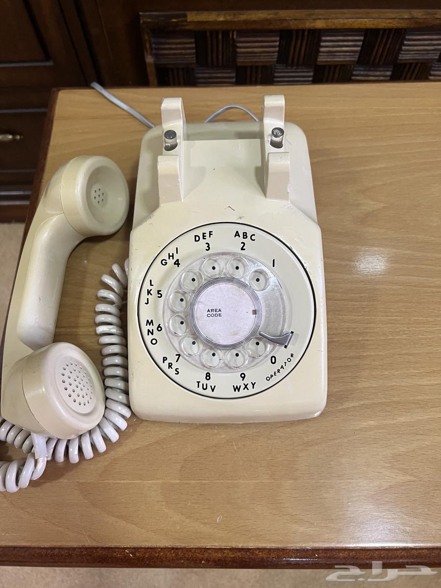 لعشاق القديم والنوادر تلفون ابو قرص64413423025667111