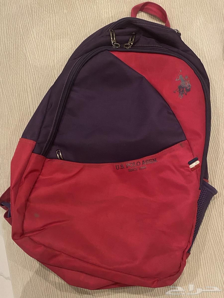 Branded bags I bought from Jarir for about 200, selling them for 75 riyals, used64415800845186111