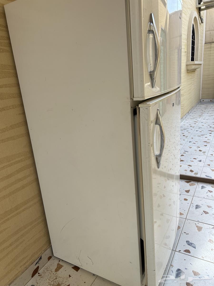 ثلاجه وفرن للبيع64414967409282112