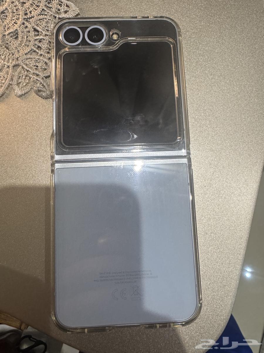 سامسونج زد فليب 6 نظيف جدا64416994566915114