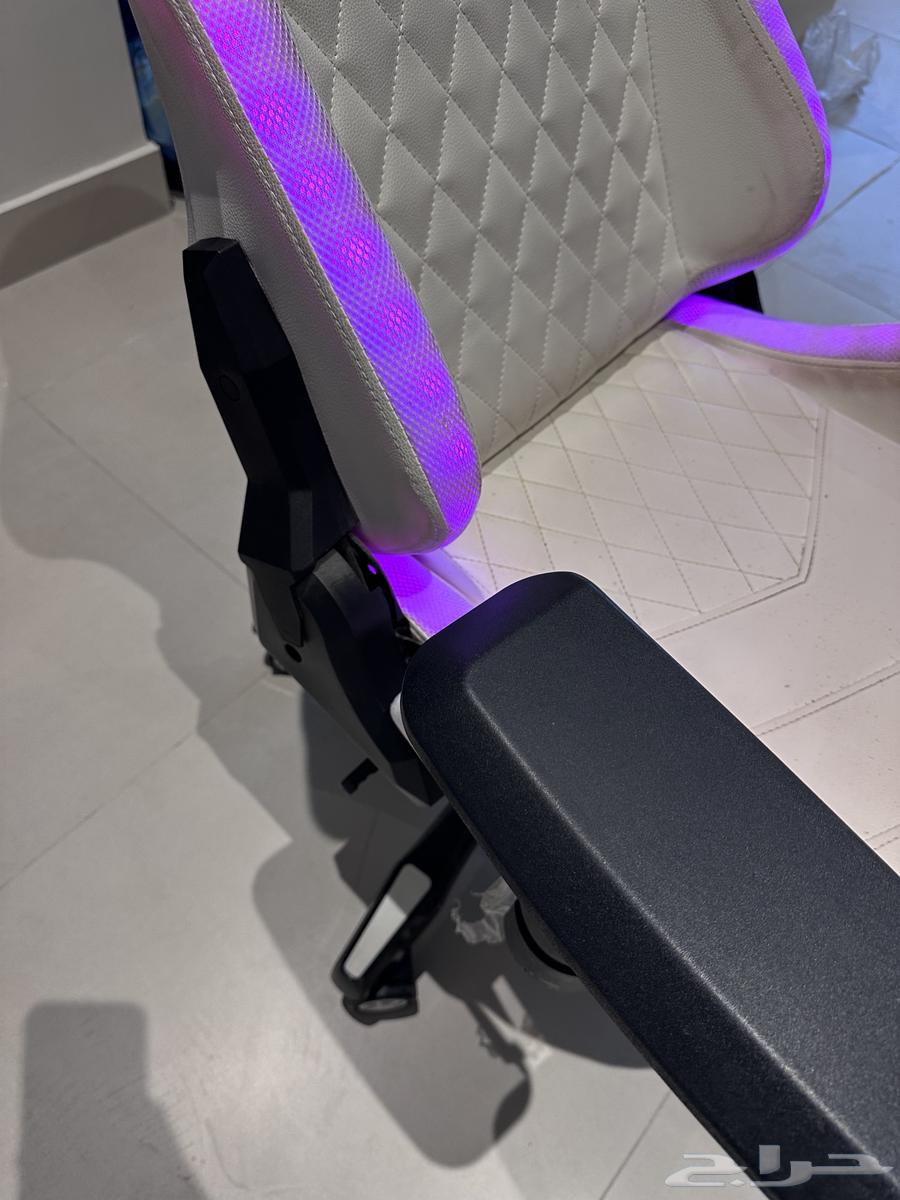 كرسي قيمنق RGB64413745726722112