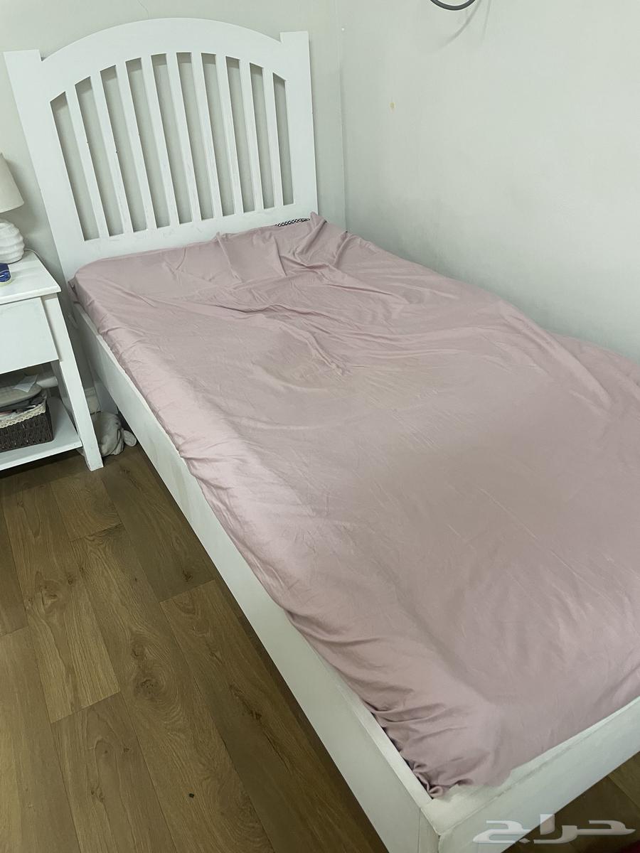 سرير ابيض64417766551939110