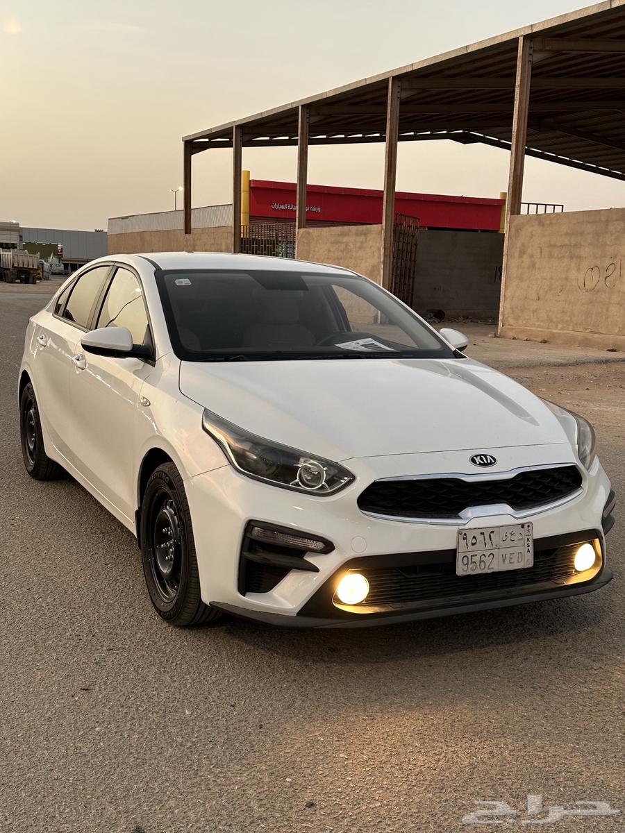 كيا سيراتو للبيع او البدل المناسب64573922305665111