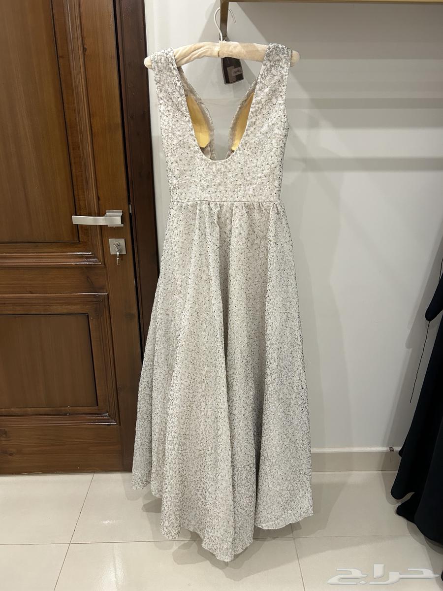 فستان مقاس سمول مره وحد ه استعمل64413931491329110