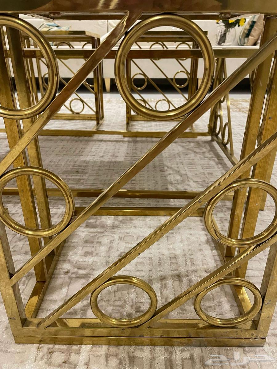 New clean table in Al-Qassim, bought for 1400, selling for 50064417685344257112