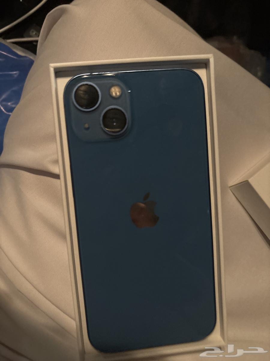 iPhone 13 regular phone64417549394433111