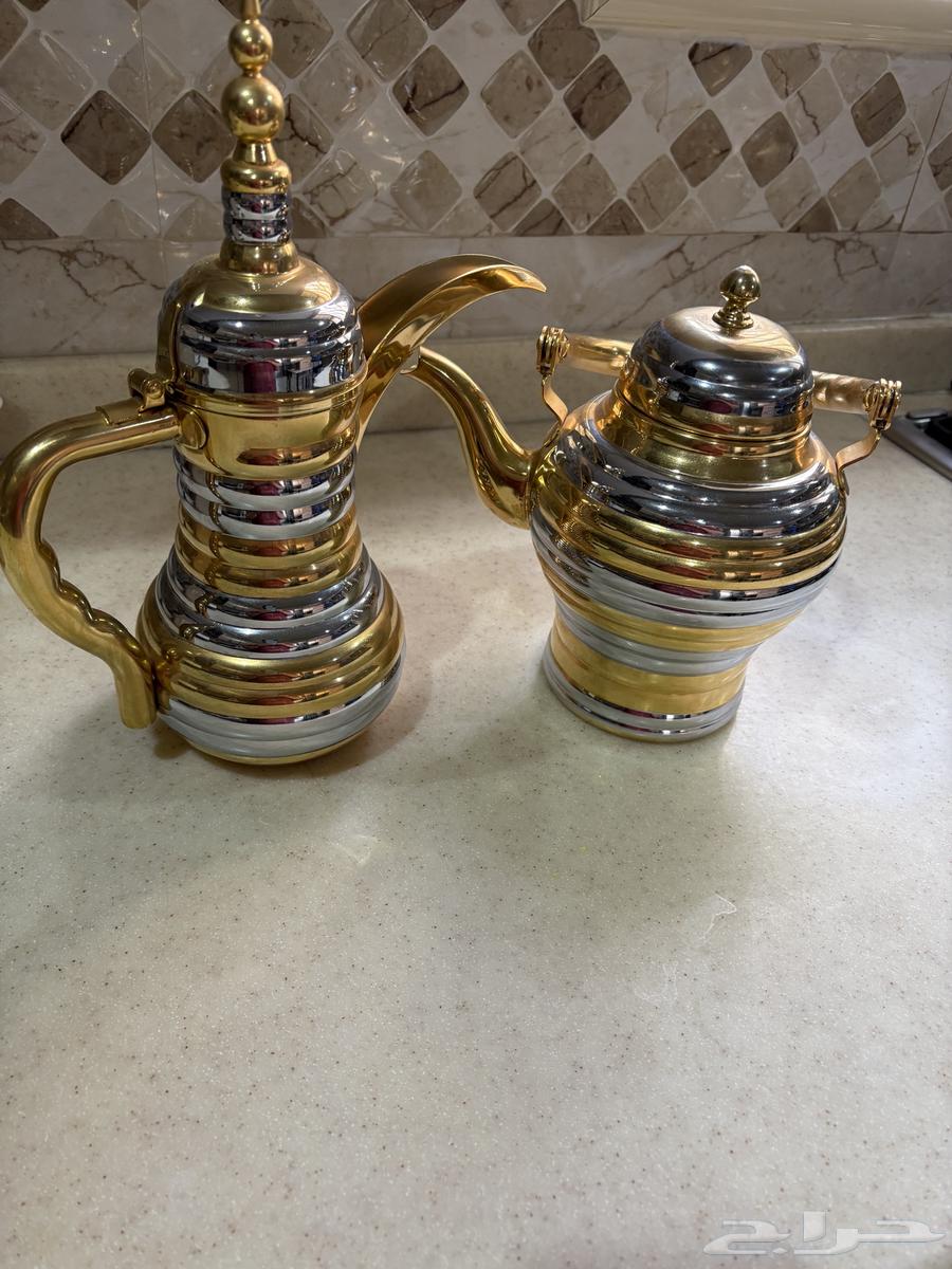 دلة وبراد نظيفة وجديدة64418944953345110